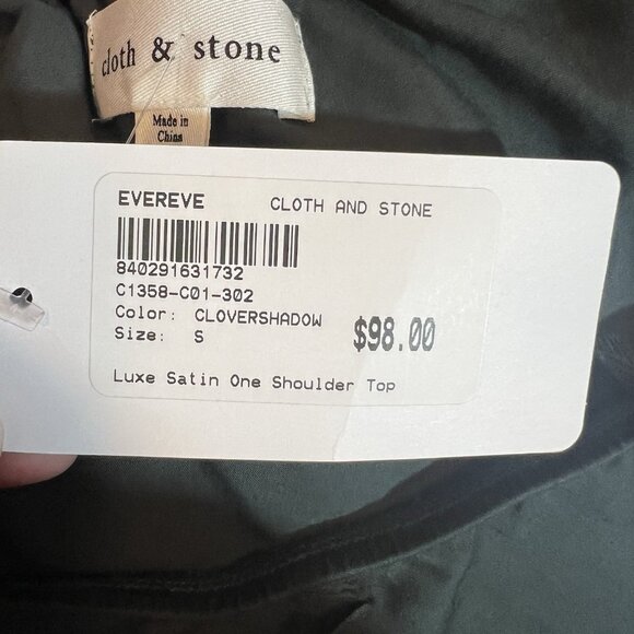 Cloth & Stone Anthropologie Women’s Top Small Size Green On Shoulder Blouse NWT - Picture 4 of 10